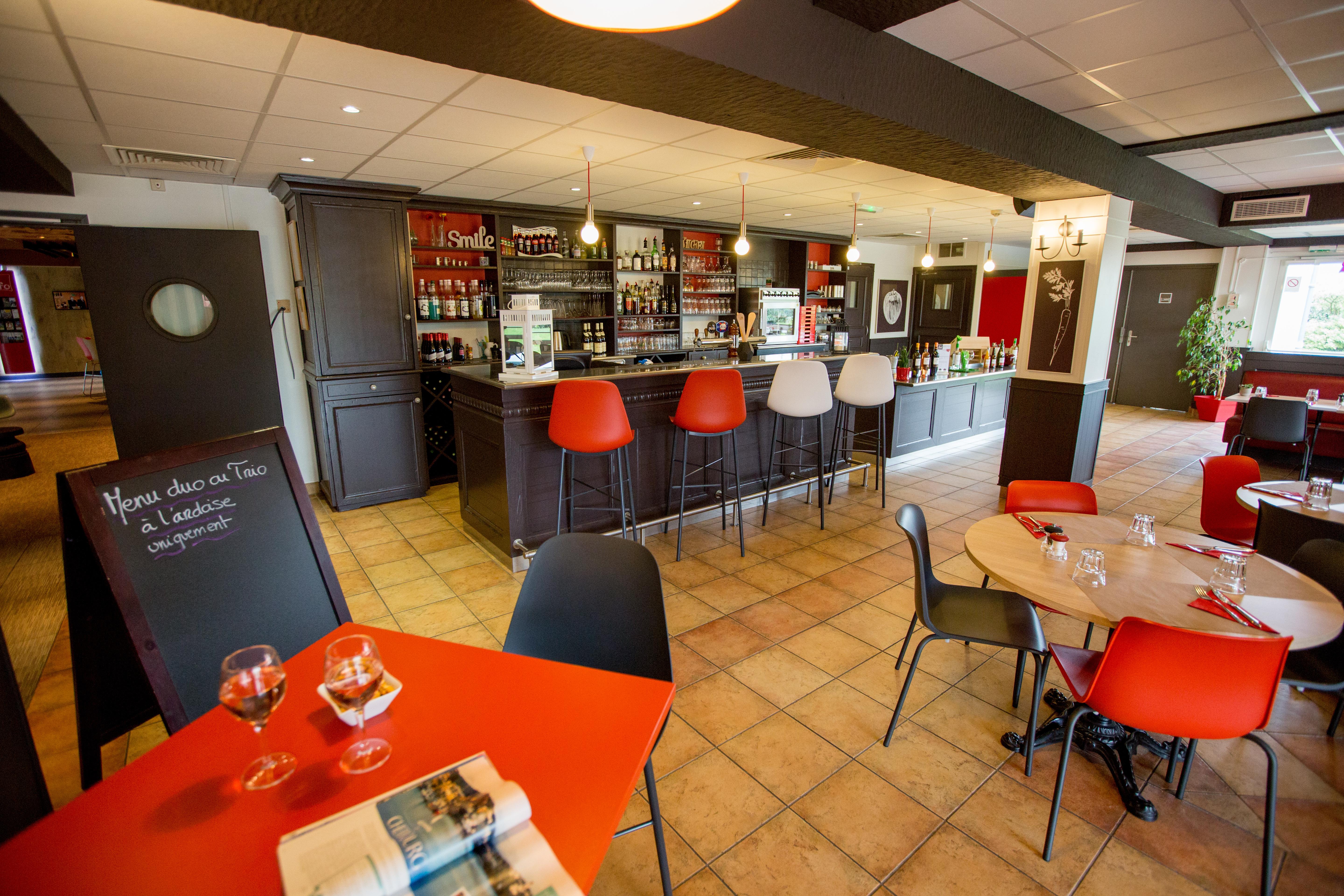 Hotel Ibis La Glacerie 3*